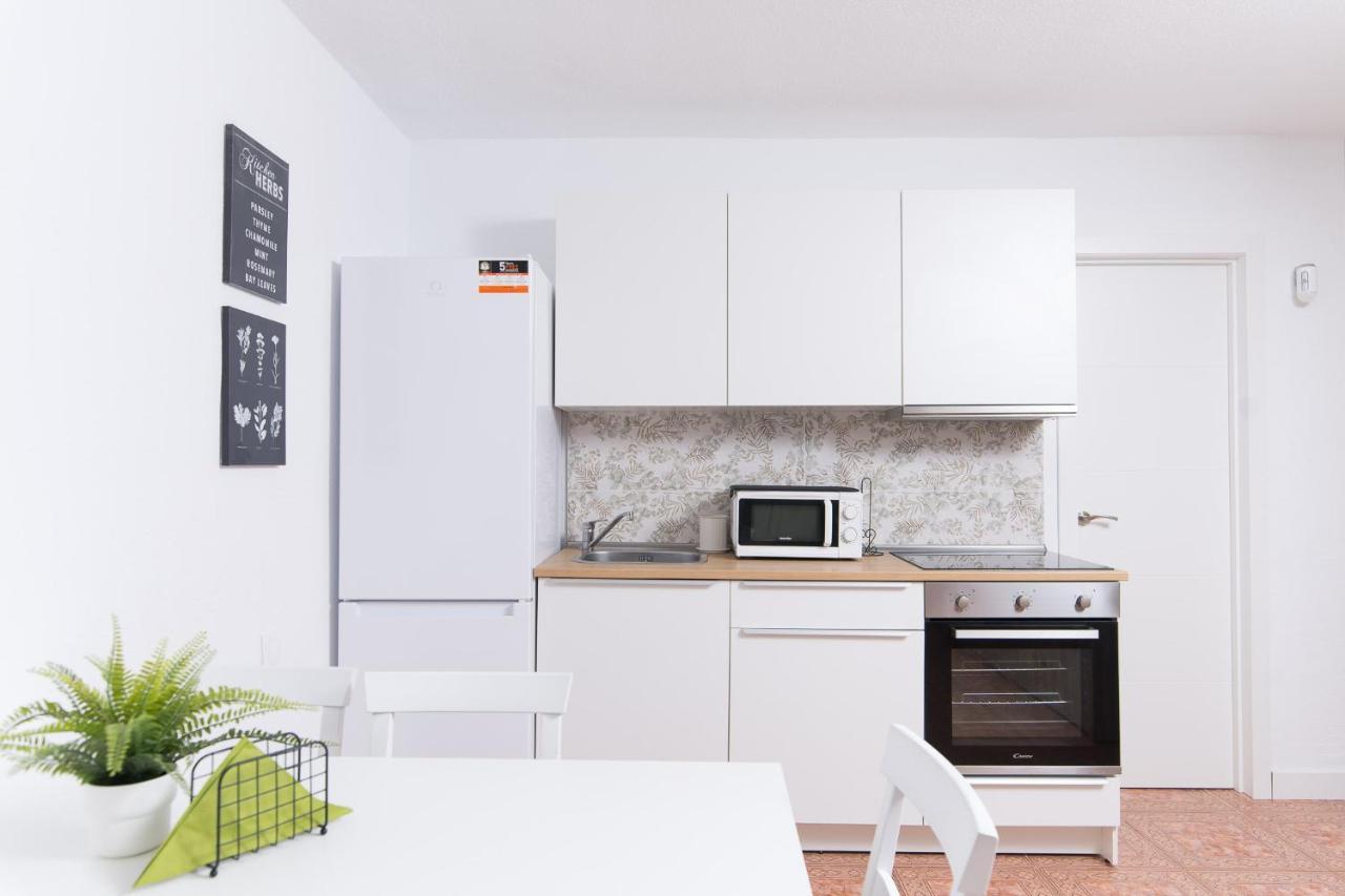 Sea View, Newly Renovated, 2 Bedrooms Apartment In Costa Adeje Bagian luar foto