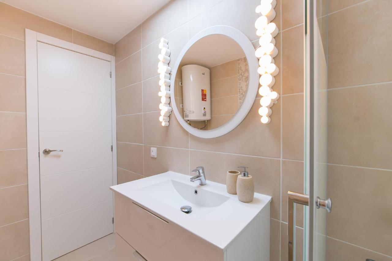 Sea View, Newly Renovated, 2 Bedrooms Apartment In Costa Adeje Bagian luar foto