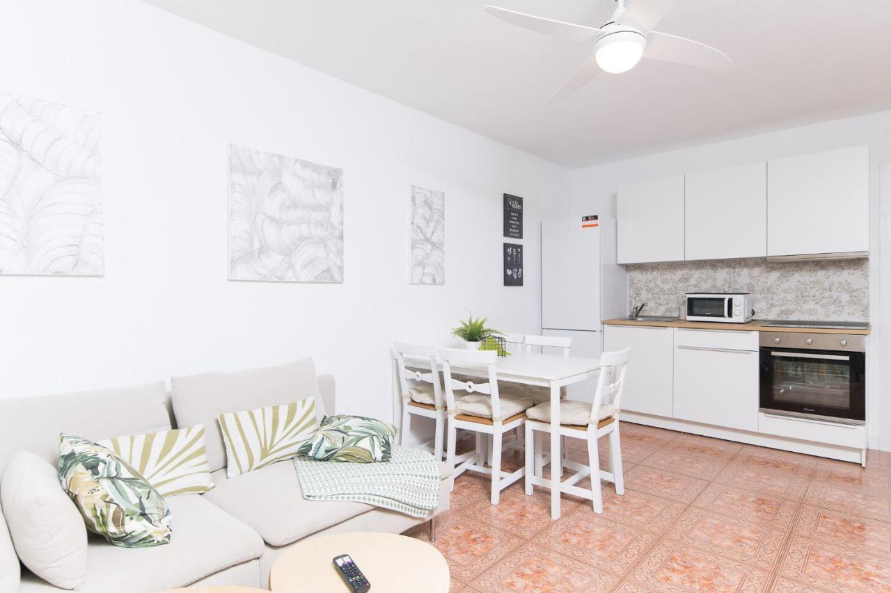 Sea View, Newly Renovated, 2 Bedrooms Apartment In Costa Adeje Bagian luar foto